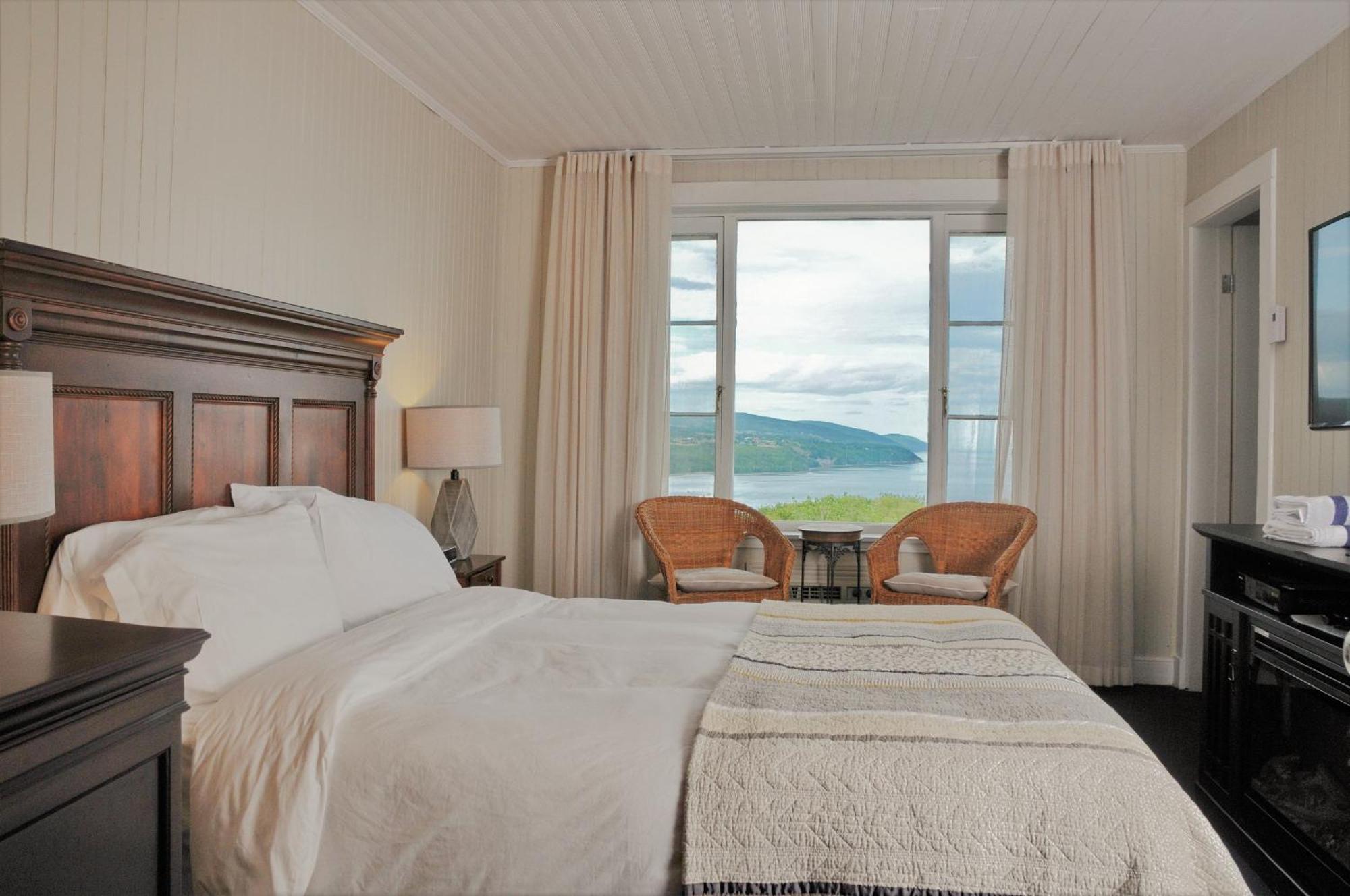 Auberge Des Falaises La Malbaie Bagian luar foto